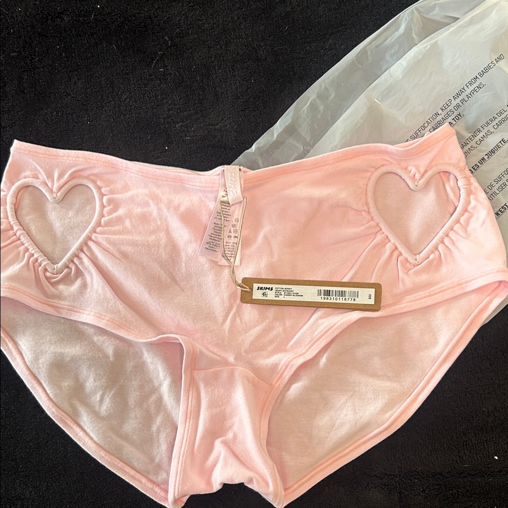 NWT Skims Cherry Blossom  Pink Heart Cutout Boy Shorts